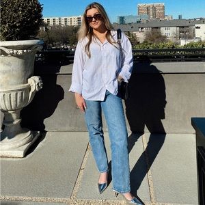 Meet your Posher, Ellison